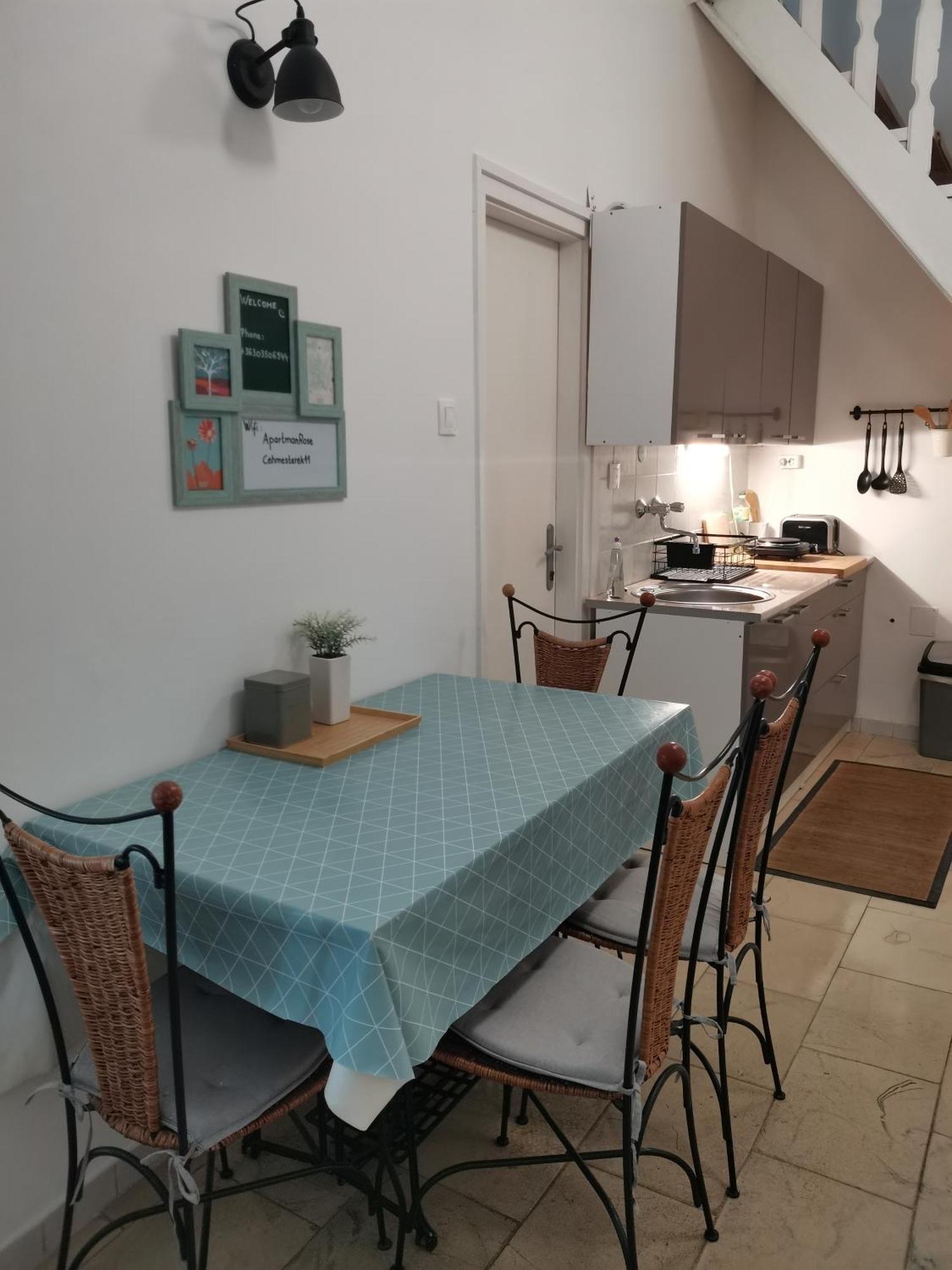 Apartman Rosé Eger Extérieur photo