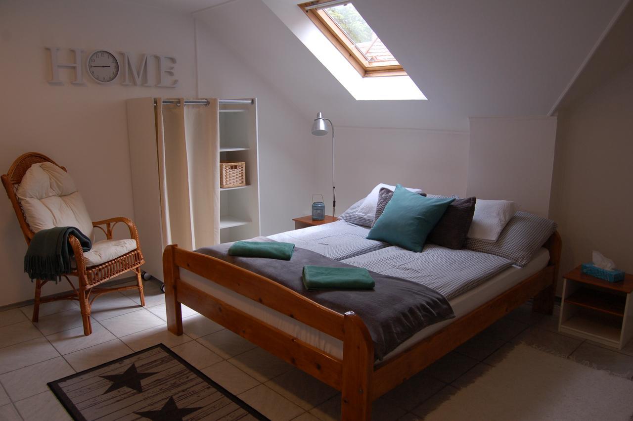 Apartman Rosé Eger Extérieur photo